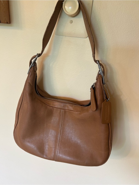 Coach Handbags - Coach Brown Leather Shoulder Bag